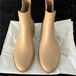 Elegant Tan Women's Ankle Boots
